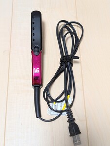 ヴィダルサスーン ストレートアイロン VSI-1003/PJ ヘアアイロン 美容機器 動作確認済み