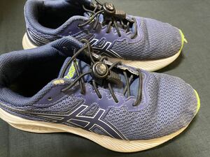 子供用スニーカー　アシックス asics 23cm 子ども用　キッズスニーカー　送料無料