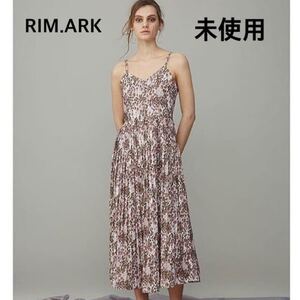 タグ付き　RIM.ARK×sayori wada コラボ　キャミロングワンピース　 フレアワンピース　 size38 総柄