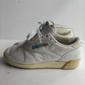 Reebok CLASSIC リーボック・クラシック スニーカー ホワイト・レザー レディース サイズ３７1/2(２３.５cm) インドネシア製 ユーズド品