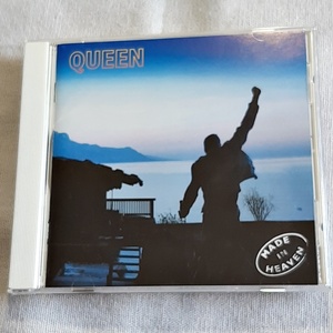 QUEEN「MADE IN HEAVEN」＊Freddie Mercuryが死の病に倒れる直前まで録音していたテープを残されたメンバーが4年かけて完成させたラスト作