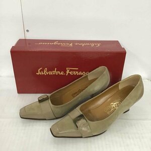 Salvatore Ferragamo 表記無し サルヴァトーレフェラガモ パンプス パンプス ベルト付き 61/2 Pumps ベージュ / ベージュ / 10093235