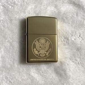 ZIPPO ジッポー オイルライター ソリッドブラス　solid brass 未使用品　アメリカ合衆国　AMERICA 1997年製 金色　ゴールド