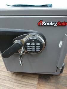 直接取引V57375 Sentry.Safe セントリー 耐火金庫 JSWテンキー式 シリーズ JSW3827