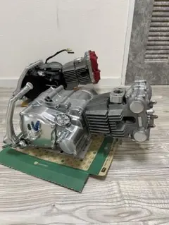 ホンダモンキー　デイトナ124cc dohcエンジン