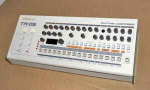 Roland ローランド TR-09