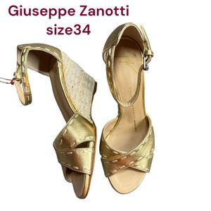 微難有未使用　ジュゼッペザノッティ　ゴールド　サンダル　小さいサイズ34　M4G749　Giuseppe Zanotti　21cm