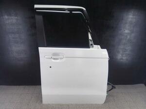 ☆令和元年 Ｎ－ＢＯＸ エヌボックス JF3 右フロントドア NH883P 67010-TTA-305ZZ