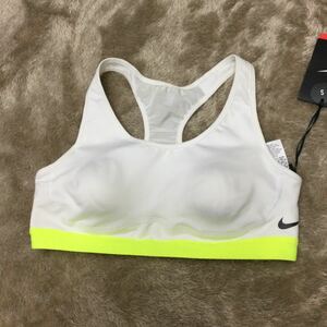 超お値打ち出品　小さめサイズ　NIKE Lady