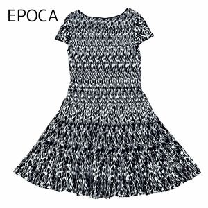 【EPOCA】ニットワンピース ひざ丈 フレア 総柄