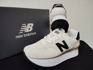 新品24.5cmニューバランス newbalanceレディーススニーカーWL574ZAH厚底スニーカープラットフォームグレーベージュホワイト574+（プラス）