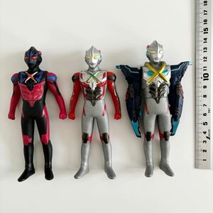 ウルトラヒーローシリーズ ウルトラマンエックス X 02ゴモラアーマー ウルトラ怪獣 EX ウルトラマンエックスダークネス ソフビ フィギュア