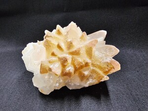 S-072 天然石 原石 水晶クラスター 12.3×9.7×7cm 759.2g