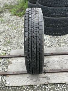 2561 ダンロップ　225/80R17.5 新古1本