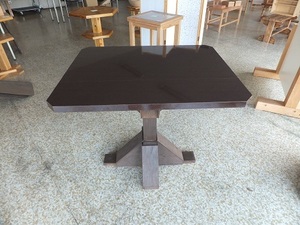 テーブル （小川木材建具工業協同組合)