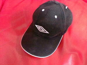 boys. umbro.cap. F