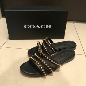 送料無料 50,000円 COACH フラット サンダル ブラック 黒 ゴールド ストラップ コーチ 23cm 36 36,5