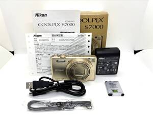 ☆ほぼ新品☆NIKON ニコン　coolpix S7000 コンパクトデジタルカメラ　#3112