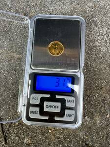 K24　金貨幣　カナダ　メイプルリーフ　金貨　1986 5DOLLARS　　1/10oz　重量約3.13g 