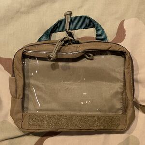 【入手困難】新品未使用 ミステリーランチ メディカルポーチ （緑）アメリカ製 Mystery Ranch medical pouch RATS 米軍実物 軍用アウトドア