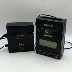 1円～/SONY/ソニー/WALKMAN/ウォークマン/TCD-D3/付属品付/オーディオ機器/ポータブル/DATプレーヤー/通電確認済/ジャンク/I004