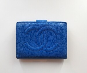 99531　キャビアスキン　CHANEL　二つ折り財布　ブルー