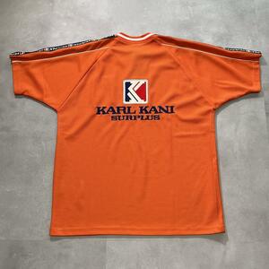 未使用 Karl Kani ゲームシャツ 刺繍ロゴ サイドライン 半袖 オレンジ