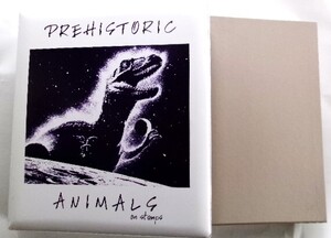 切手アルバム　prehistoric animals stamps　恐竜切手　全７０P　新品同様　白亜紀　ケース付