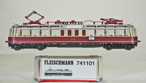 FLEISCHMANN #741101 ＤＢ（旧西ドイツ国鉄） ＥＴ９１型電車 ／ ガラス電車　(ワインレッド／ベージュ)　● 特価 ●