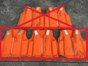 ＜送料込＞3着セット 小型船舶用 救命胴衣 ライフジャケット Ｃ-2型 反射材 笛付き 桜マーク付き オレンジベスト サクラ 中古品