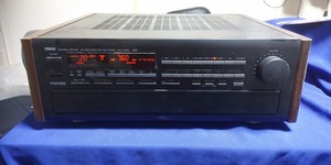 YAMAHA　ヤマハ　アンプ　AVX-1050