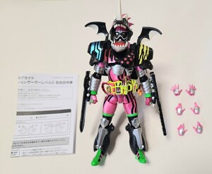 S.H.Figuarts　仮面ライダーエグゼイド　ハンターアクションゲーマー