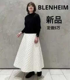 新品タグ付き　BLENHEIM ストレッチタフタキルティングフレアスカート