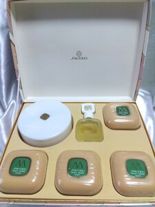 【未使用】SHISEIDO FANCY GIFT 資生堂モアファンシーギフト　芳香石鹸 90g　オーデコロン22ml ファンシーパウダー パフュームパウダー27g