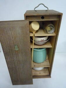 【6-4-3-15Ma】 茶道具 茶器セット 木箱収納 建水/茶碗/茶筅/柄杓/丸棚　