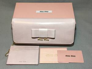 新品 本物 ミュウミュウ リボン 二つ折り 長財布 定期入れ パスケース 付属 miumiu ピンク MUGHETTO 箱付き ウォレット