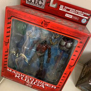 バンダイBANDAI SIC vol.22仮面ライダークウガ　マイティーフォーム　新品未開封品　送料込み　発送はヤマト宅急便にて！