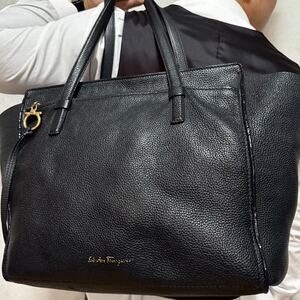 希少/大容量◎ Salvatore Ferragamo フェラガモ エイミー メンズ ビジネス トートバッグ レザー A4収納◎ 肩掛け ガンチーニ ネイビー