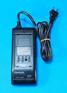 送料無料 即決 PANASONIC PV-A16 ビデオカメラ バッテリーチャージャー 充電器 ACアダプタ 管FG 