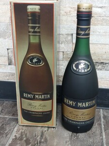 レミーマルタン REMY MARTIN コニャック VSOP FINE CHAMPAGNE 500ml 40％ 未開栓