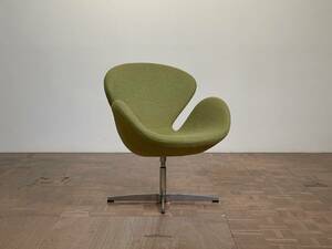 -sd272｜MoMAコレクション Arne Jacobsen 名作 SWAN/スワン ラウンジチェア｜Fritz Hansen フリッツハンセン ACTUS アルネヤコブセン