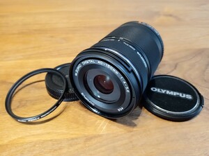 【レンズプロテクター付き】極上品 OLYMPUS M.ZUIKO DIGITAL ED 40-150mm F4.0-5.6 R 人気の黒 高性能 望遠ズームレンズ