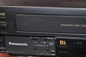 PANASONIC　NV-BS30H　VHS　VIDEOデッキ　40ｃｍ