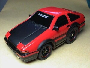 プルバックカー　AE86　トヨタ　スプリンタートレノ　赤/黒