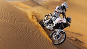 BT MOTO 社製 ECU書き換えソフトウエア DUCATI DESERT X 2022～2024 年式