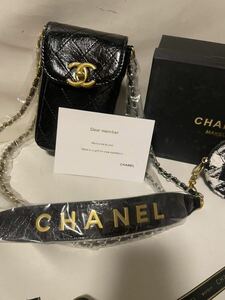 シャネル ノベルティ ショルダーチェーン　スマホケース　バッグ　ショルダーバッグ　新品　未使用　VIP CHANEL 海外