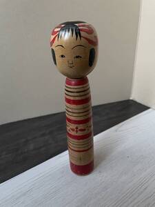 【日本伝統こけし】 土湯系 西山憲一 19cm