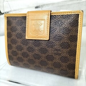 17 Φ 【 CELINE 】 セリーヌ マカダム 総柄 レザー 二つ折り 財布 ウォレット がま口 小銭入れあり 5カードポケット 茶系 商品ランクB 