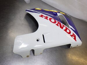 RVF400 純正サイドカウルNo.1、良品☆NC35