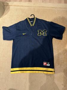 90s 00s NIKE ナイキ　Michigan ゲームシャツ　1000円スタート　ncaa ローライダー